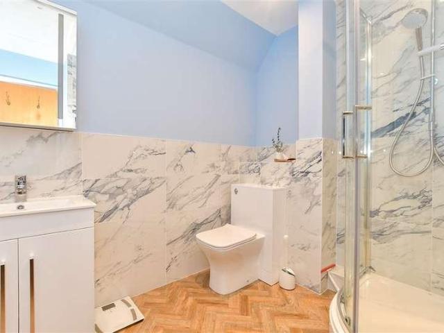 1 bed flat for sale