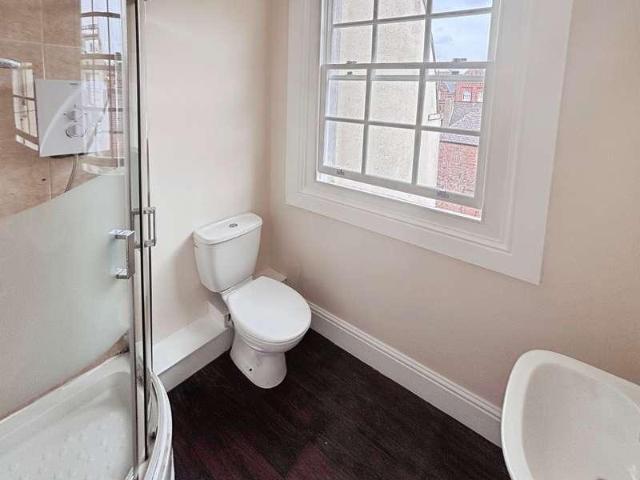 1 bed flat for sale