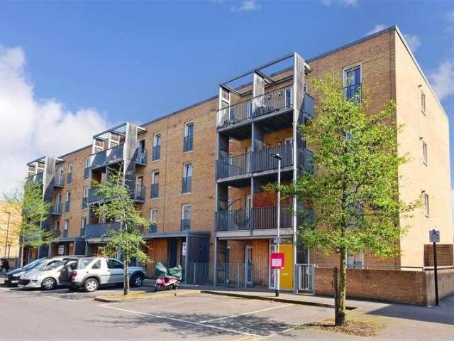 1 bed flat for sale