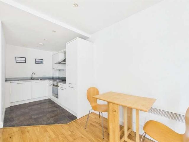 1 bed flat for sale