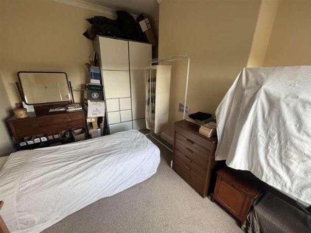1 bed flat for sale