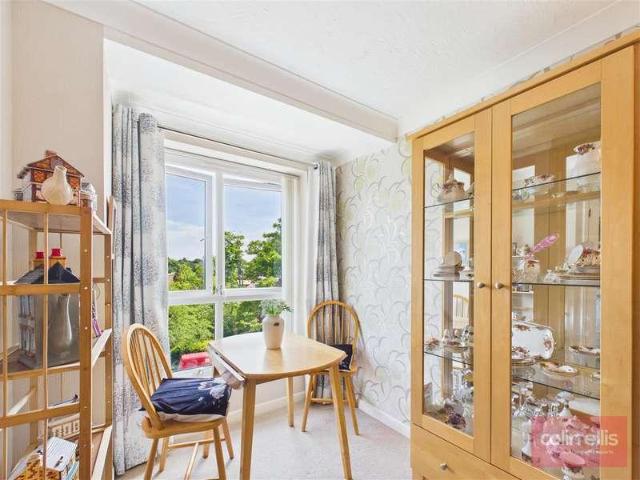 1 bed flat for sale