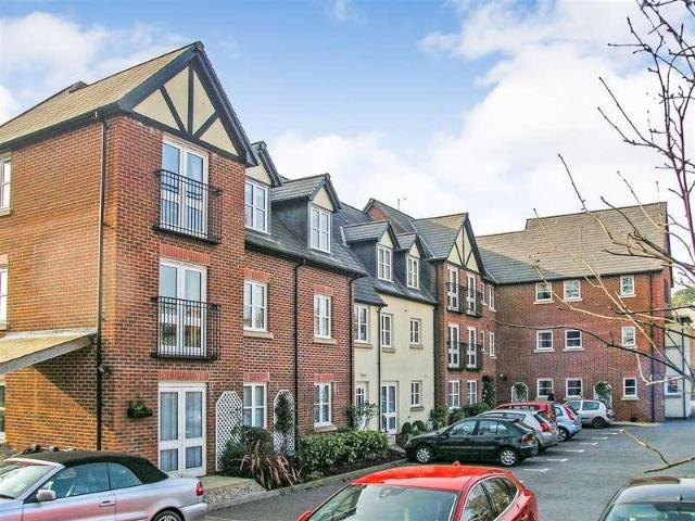 1 bed flat for sale