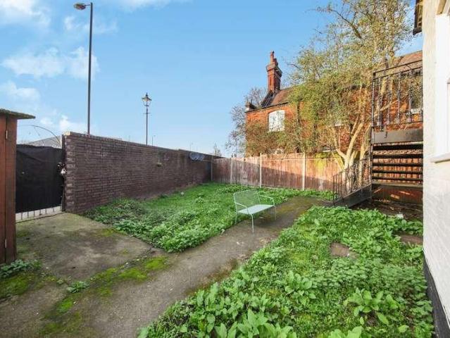 1 bed flat for sale