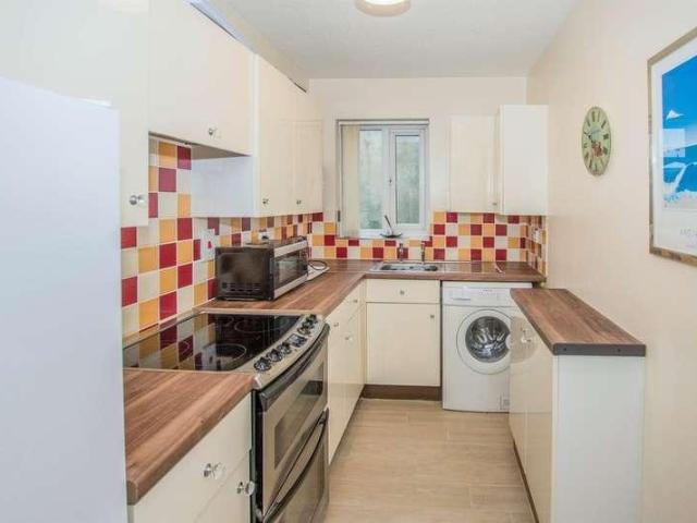 1 bed flat for sale