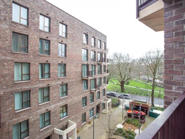 1 bed flat for sale