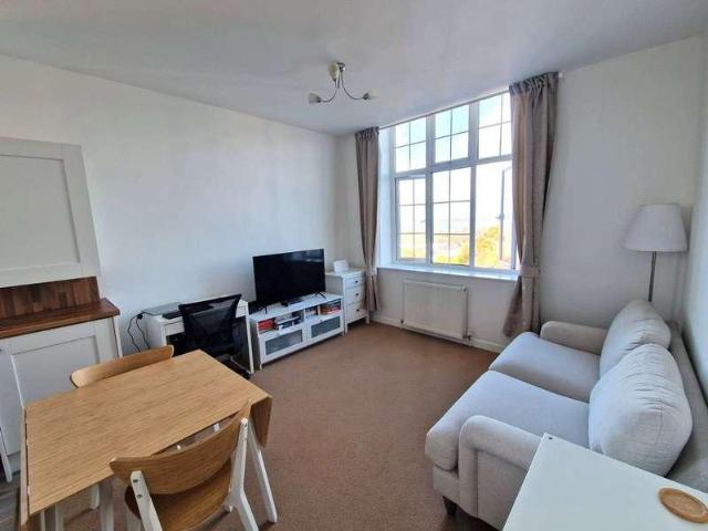 1 bed flat for sale