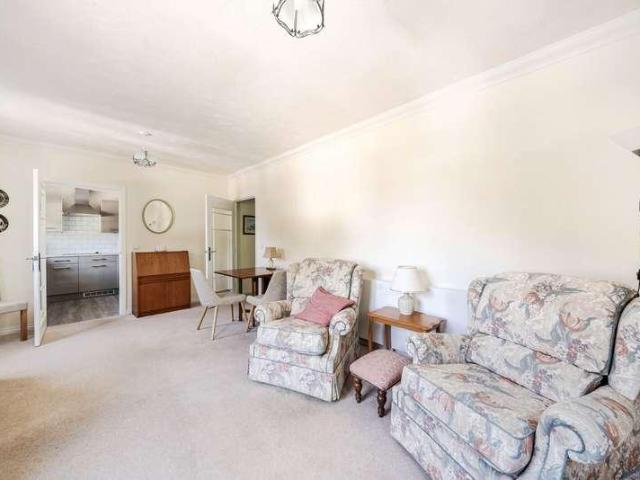 1 bed flat for sale
