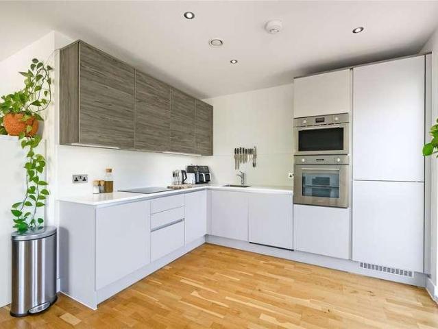 1 bed flat for sale