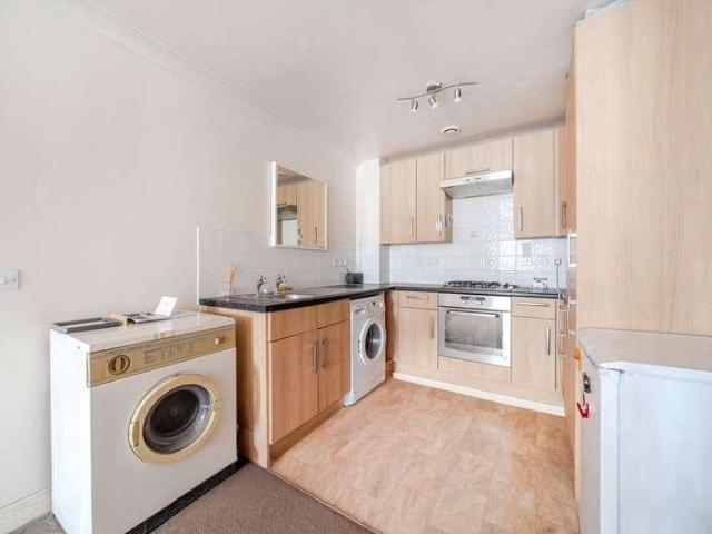 1 bed flat for sale