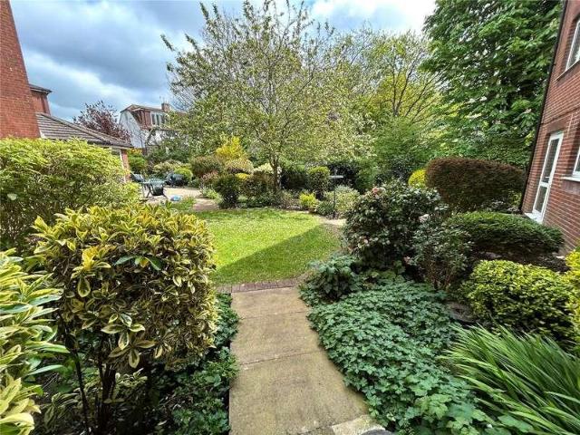 1 bed flat for sale