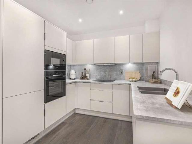 1 bed flat for sale