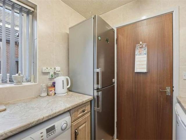 1 bed flat for sale