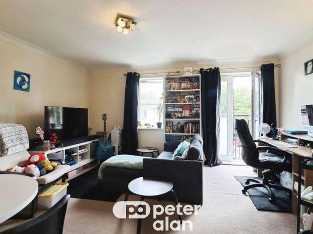 1 bed flat for sale