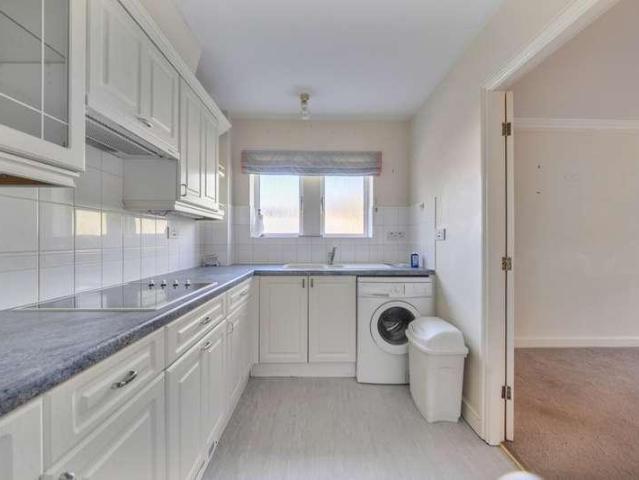 1 bed flat for sale
