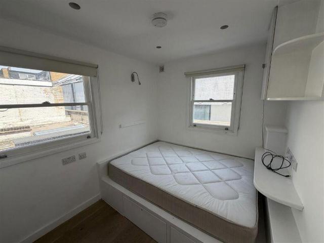 1 bed flat for sale