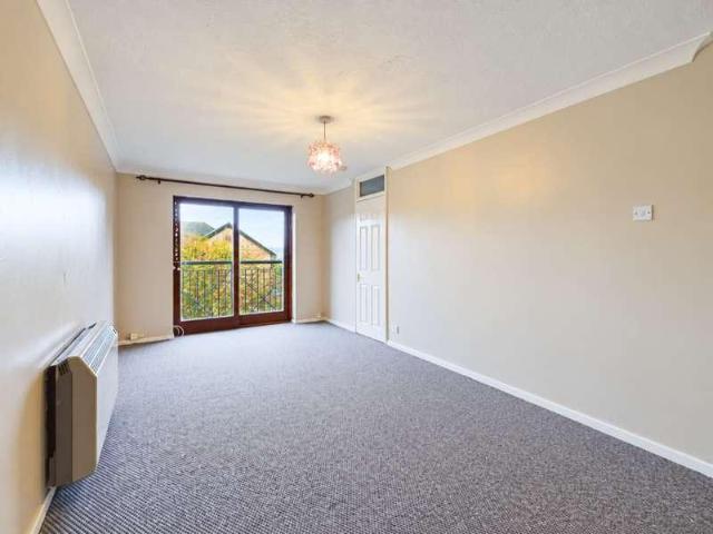 1 bed flat for sale