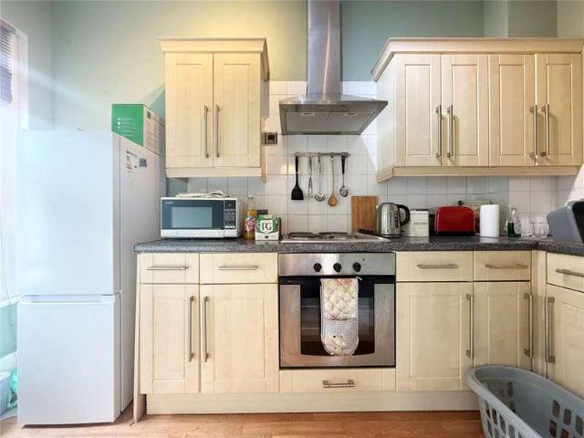 1 bed flat for sale
