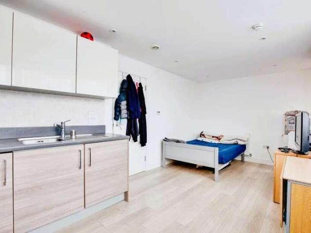 1 bed flat for sale
