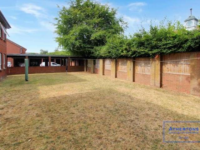 1 bed flat for sale
