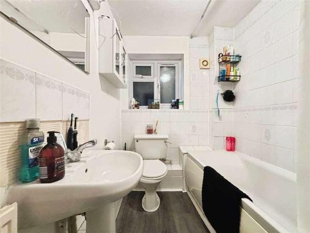 1 bed flat for sale