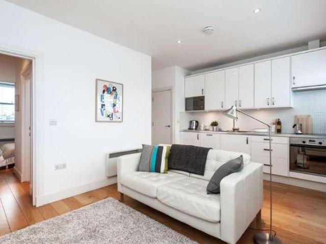 1 bed flat for sale