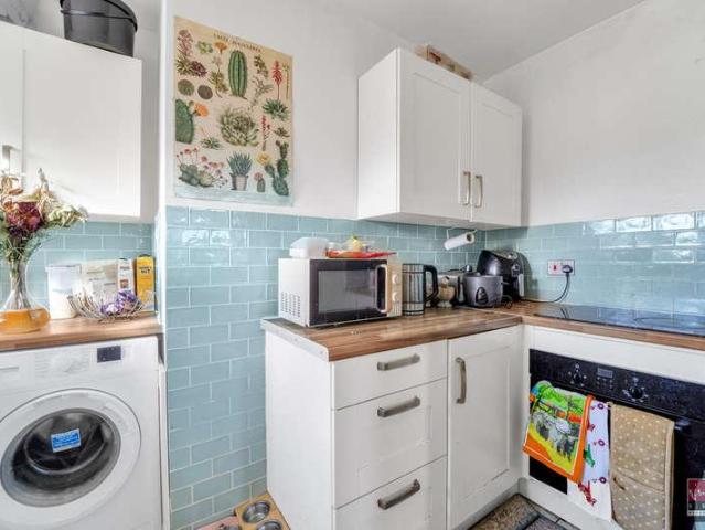 1 bed flat for sale