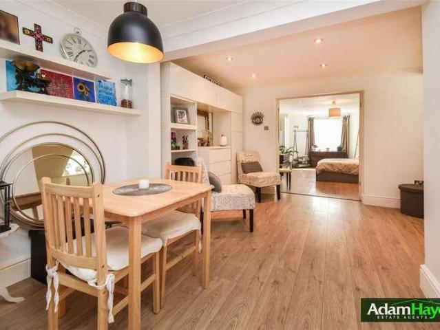 1 bed flat for sale