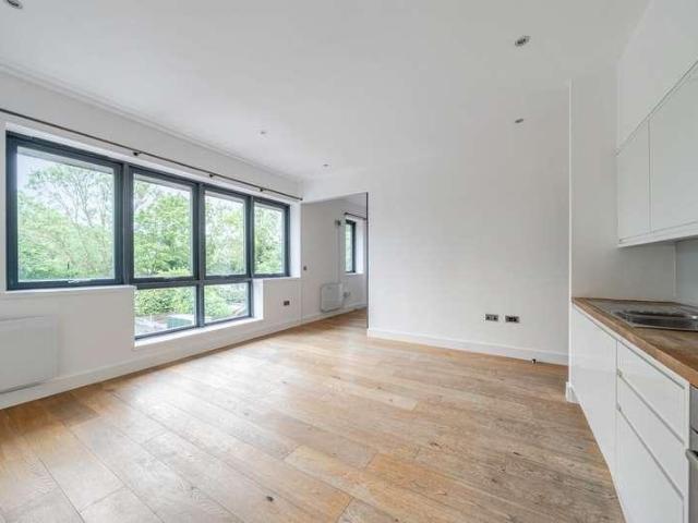 1 bed flat for sale
