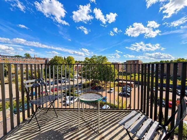 1 bed flat for sale