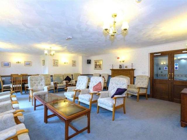 1 bed flat for sale