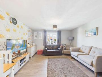1 bed flat for sale