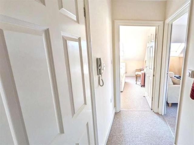 1 bed flat for sale