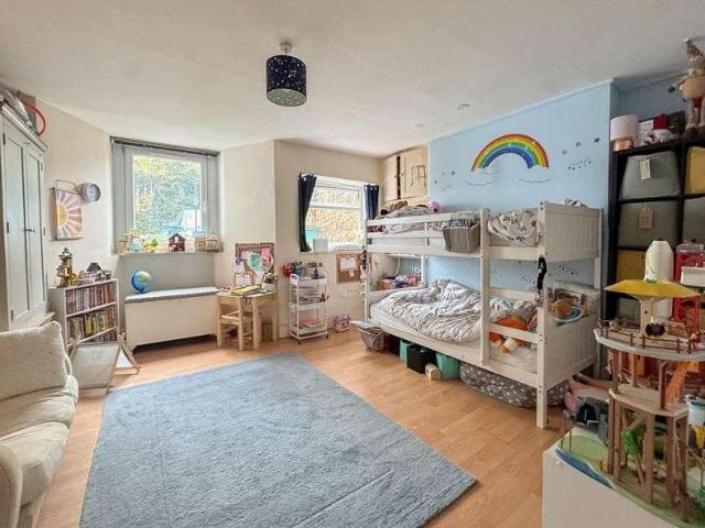 1 bed flat for sale