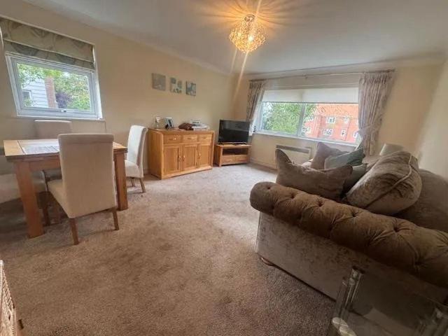 1 bed flat for sale