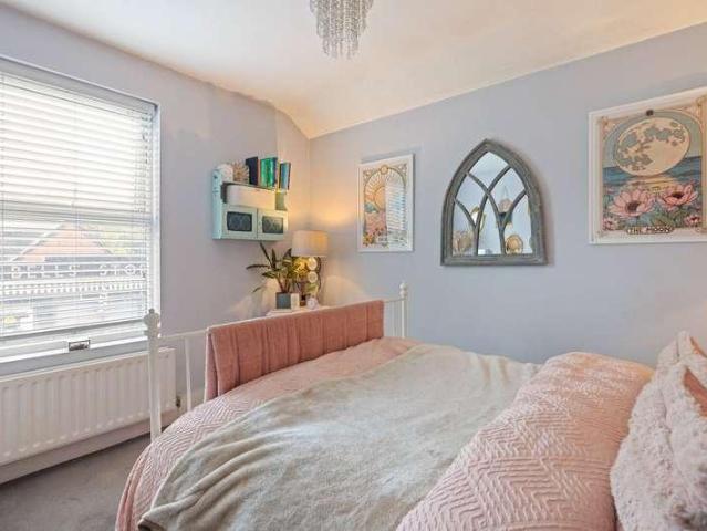 1 bed flat for sale
