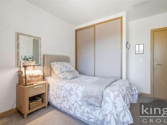 1 bed flat for sale