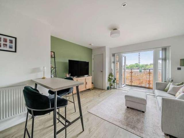 1 bed flat for sale