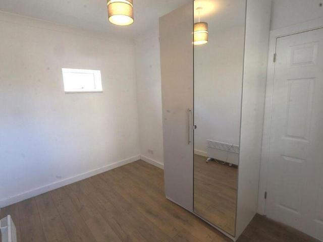 1 bed flat for sale