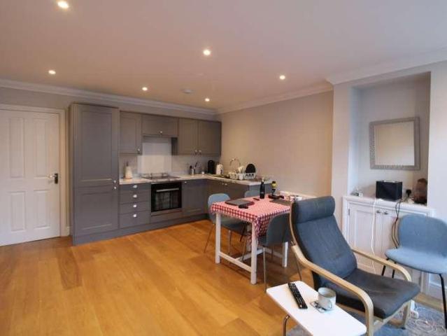 1 bed flat for sale