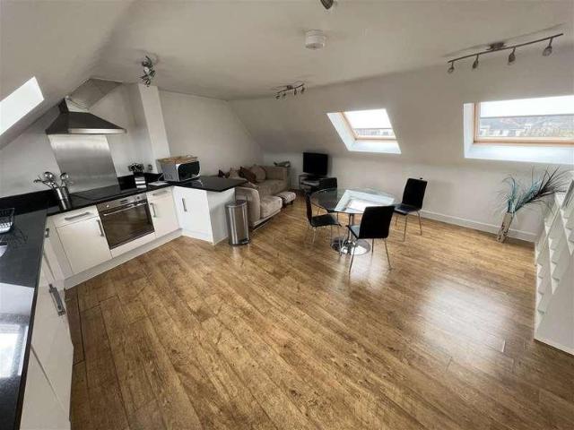 1 bed flat for sale