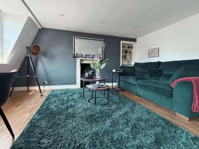 1 bed flat for sale