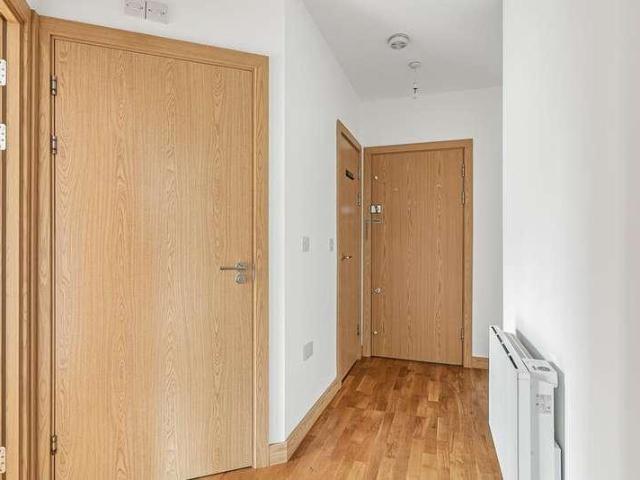 1 bed flat for sale