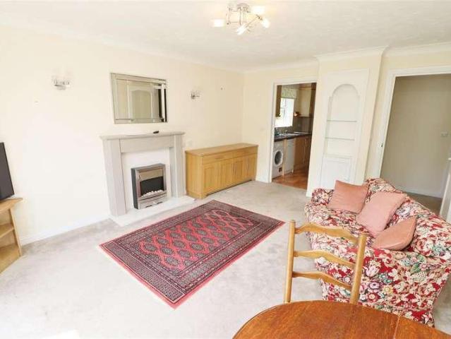 1 bed flat for sale