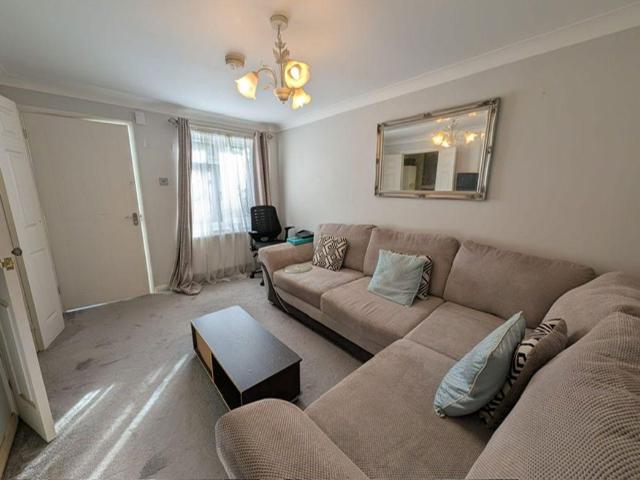 1 bed flat for sale