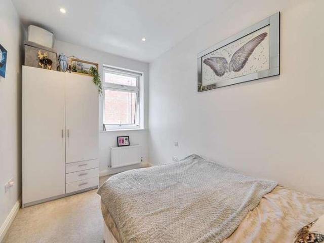 1 bed flat for sale