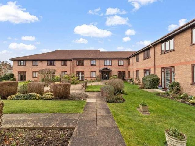 1 bed flat for sale