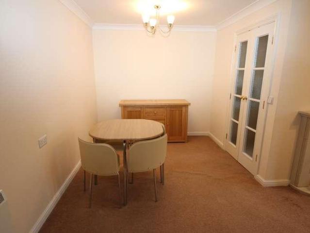 1 bed flat for sale