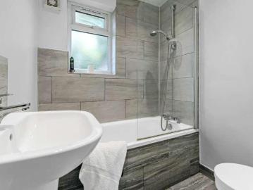 1 bed flat for sale