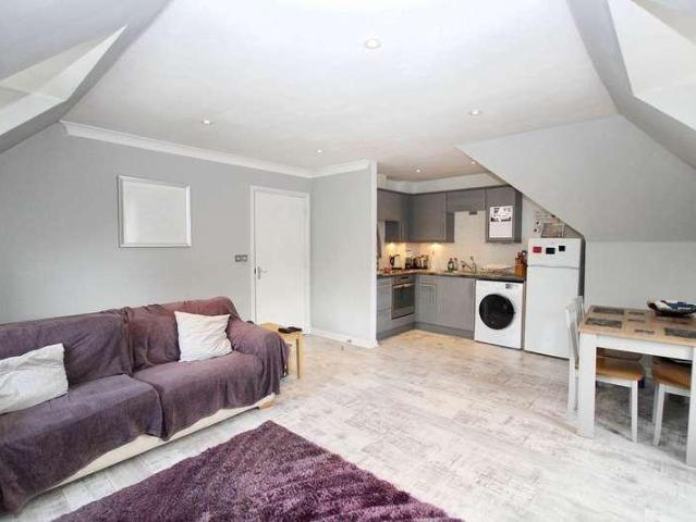 1 bed flat for sale